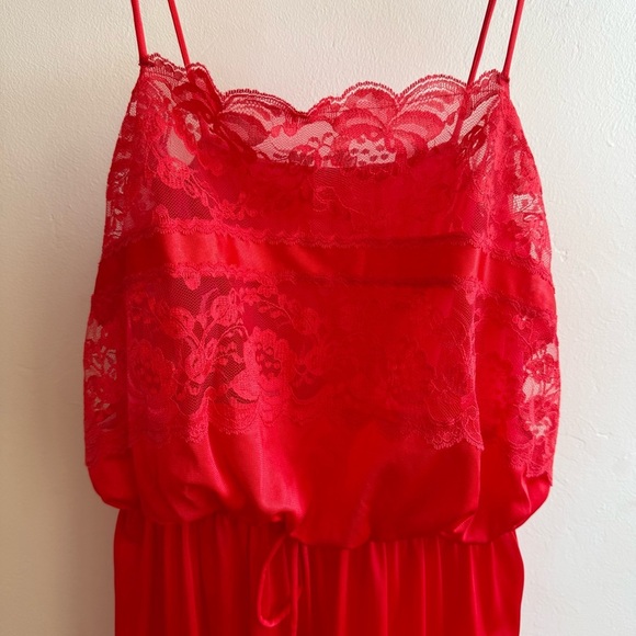 Vintage Deena Women's Red Lace Maxi Slip Nightgown Medium USA Made - Picture 5 of 6